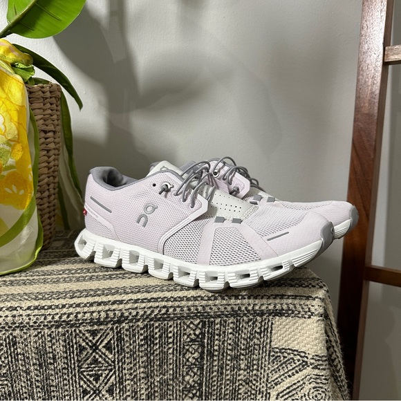 On Running Shoes - On Running 8.5 Lavender Cloud 5 Push Speed Lace Athletic Sneakers